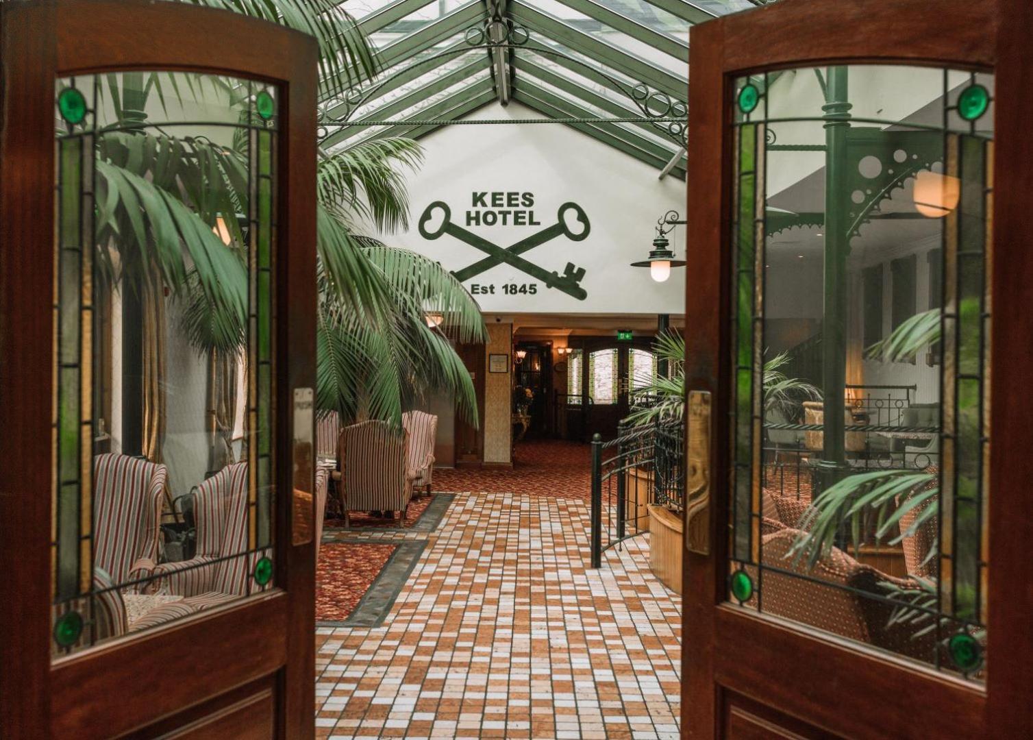 Kee'S Hotel Stranorlar Εξωτερικό φωτογραφία